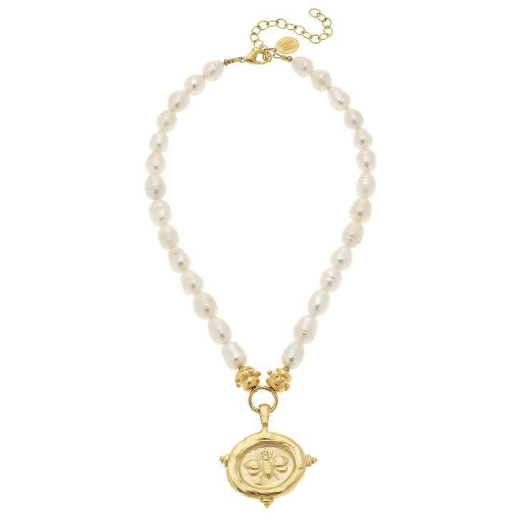 Susan Shaw Gold Bee On Genuine Freshwater Pearl Necklace