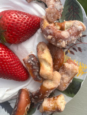 Outsiders Kitchen Berries + Cream Pretzel Bites