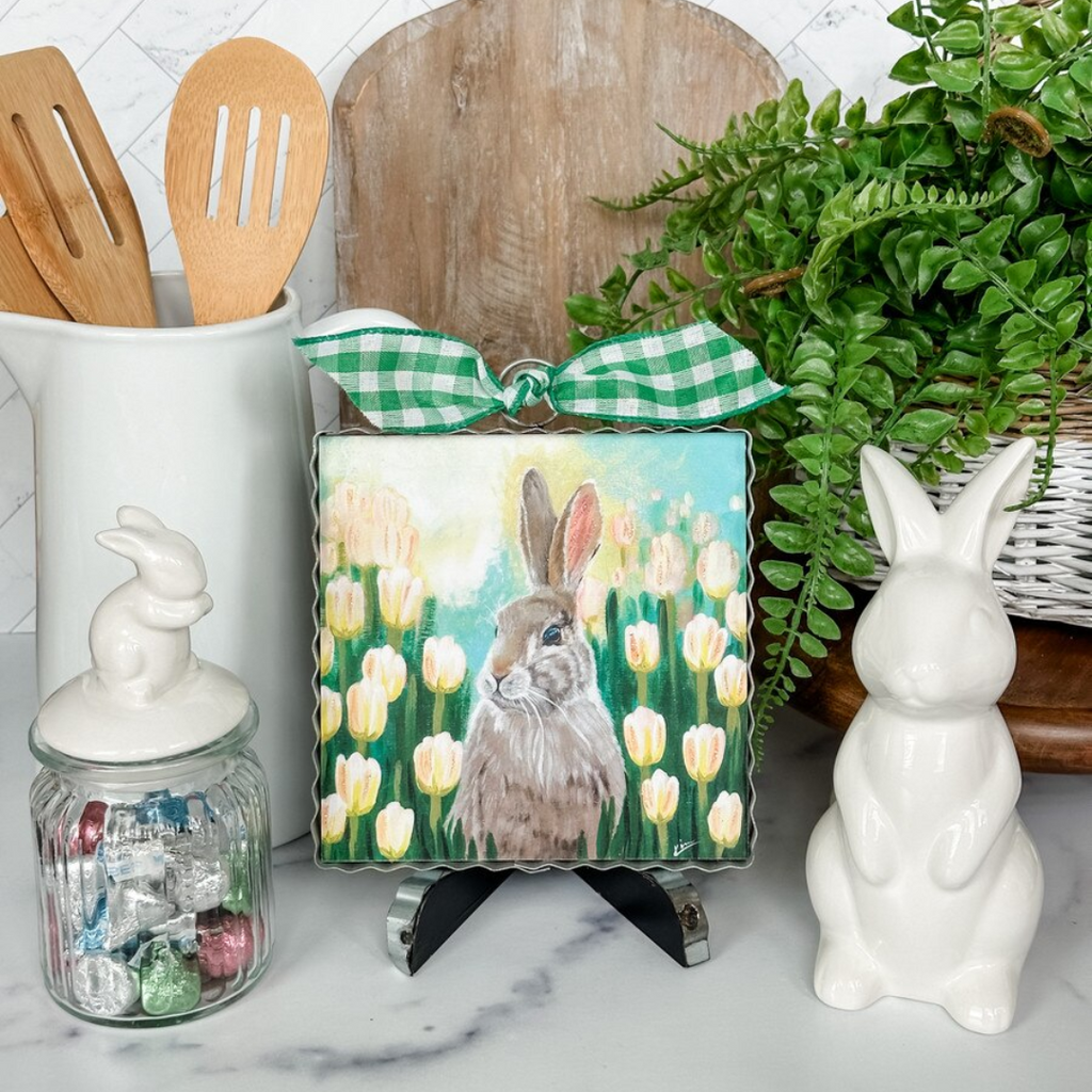 Roundtop Collection Mini Bunny in Tulips Print