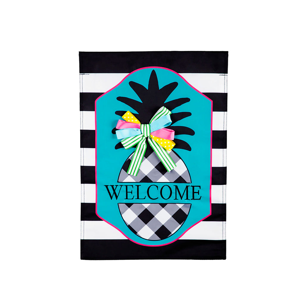Black and White Pineapple House Applique Flag