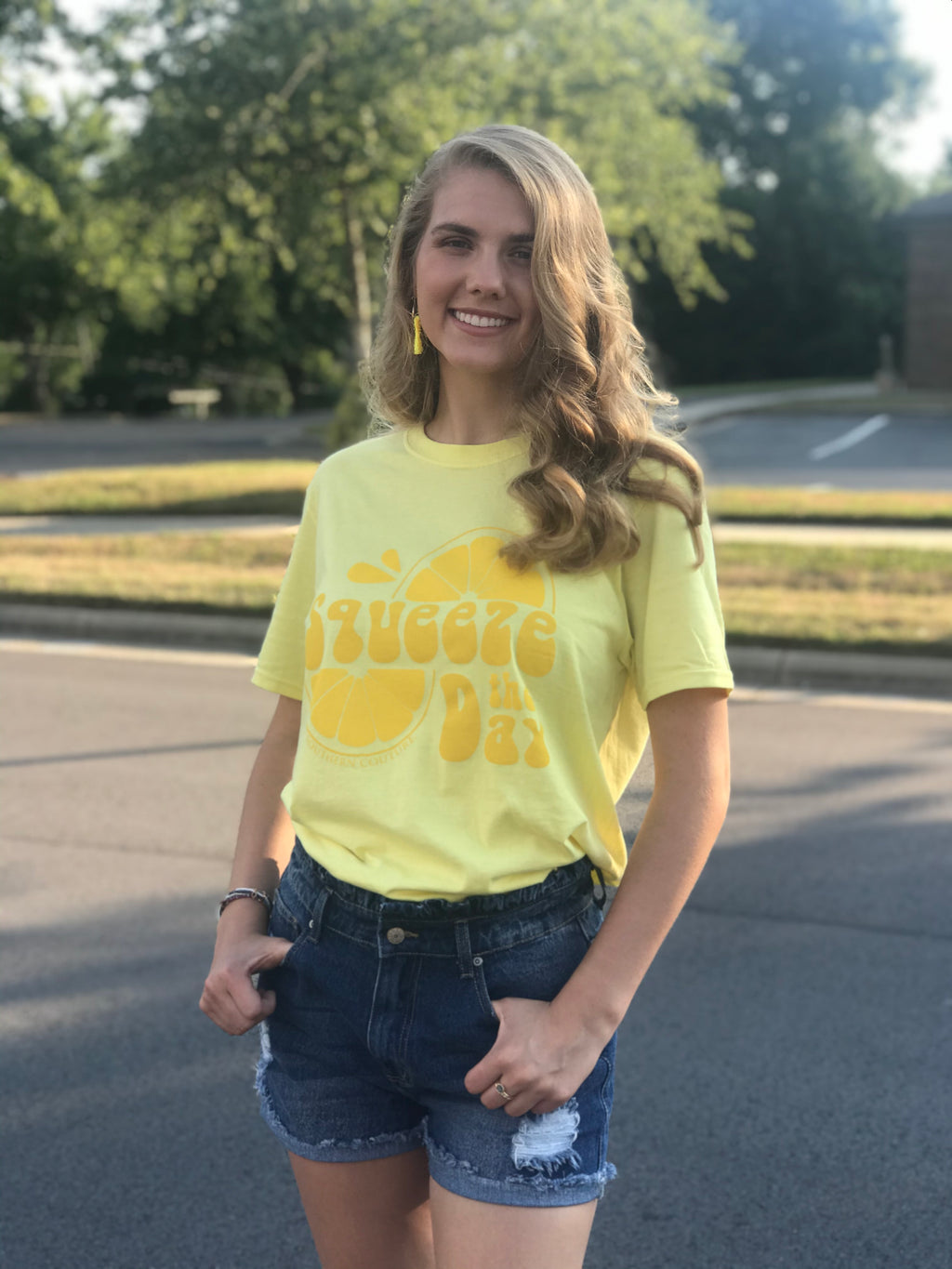 Squeeze the Day Tee