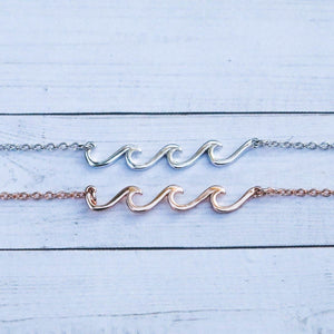 Delicate Wave Necklace